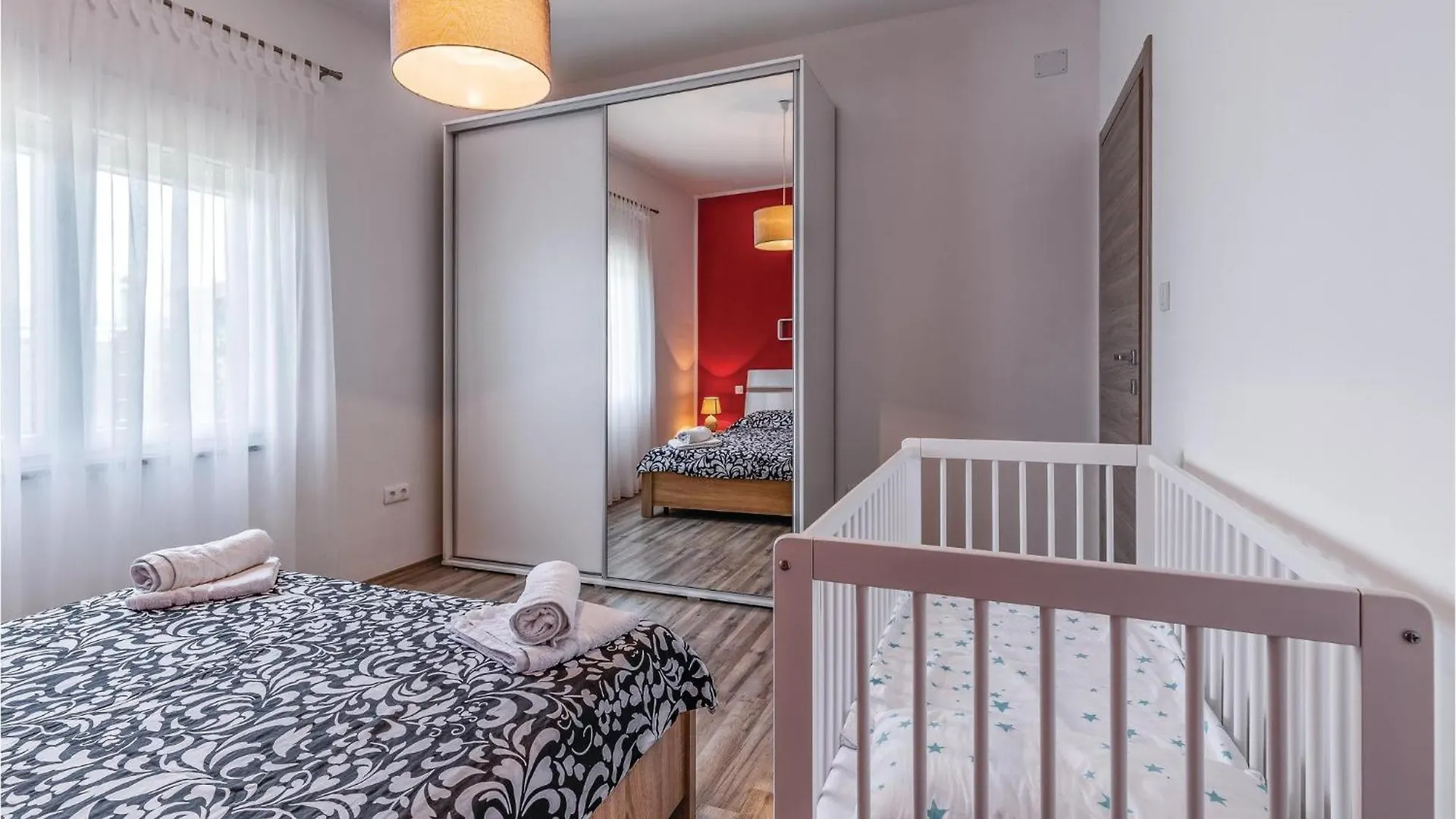 3 Bedroom Awesome Home In Marčana Croatie